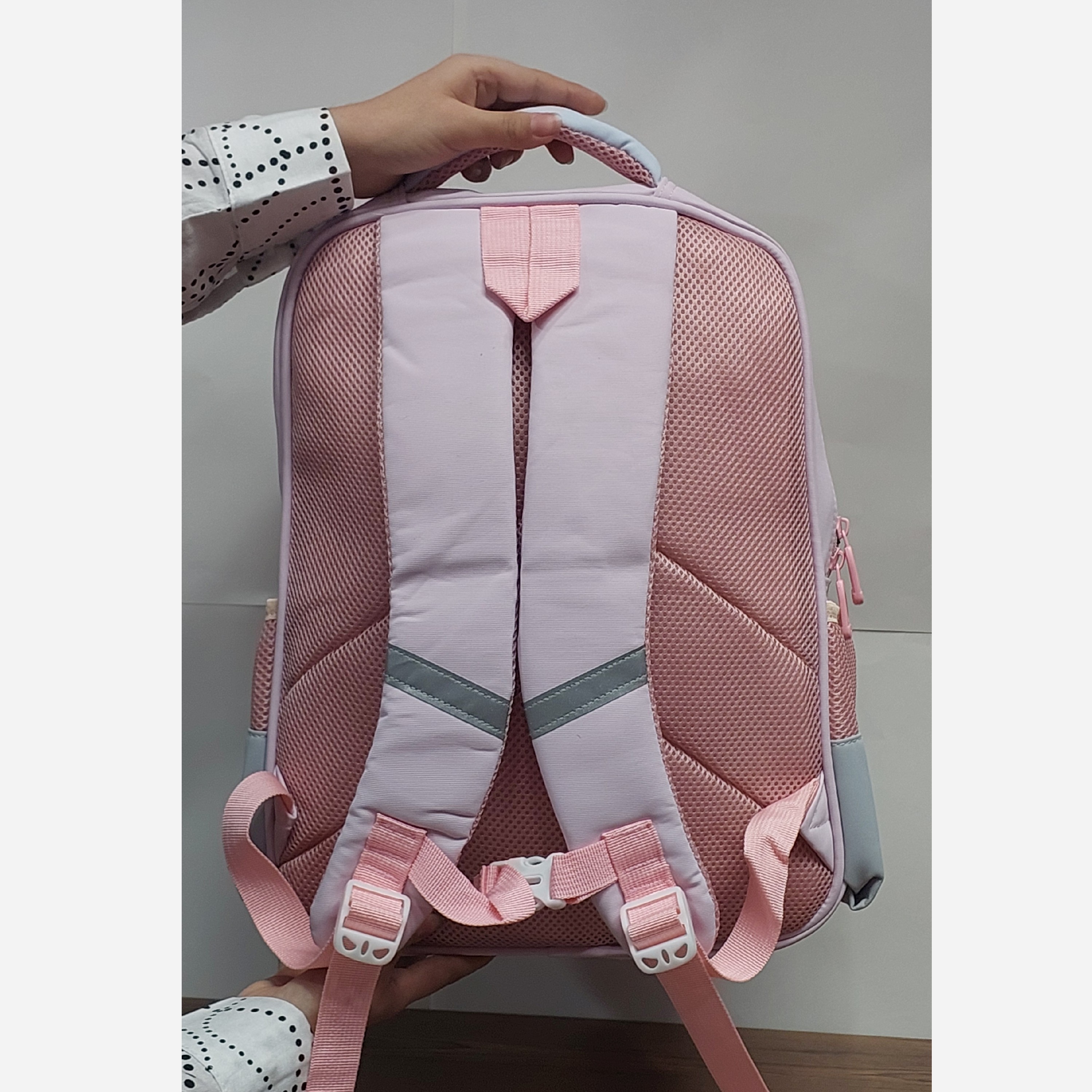 کوله پشتی مدرسه دخترانه وارداتی طرح CAPY BARA