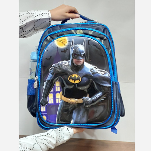 کوله پشتی پسرانه وارداتی مقطع دبستان BAT MANکد 2