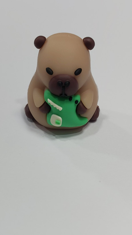 تراش فانتزی سیلیکونی وارداتی کاپی بارا CAPY BARA